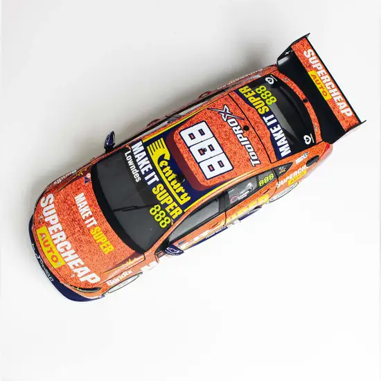 Holden ZB Commodore - Triple Eight Race Engineering Supercheap Auto Racing - Lowndes/Fraser #888 - 2022 Bathurst 1000 - 1:18 Scale Diecast Model Car - Image 6